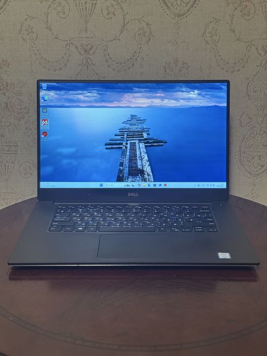 Ноутбук IPS Dell XPS 9560 i7 7th GTX1050 SSD