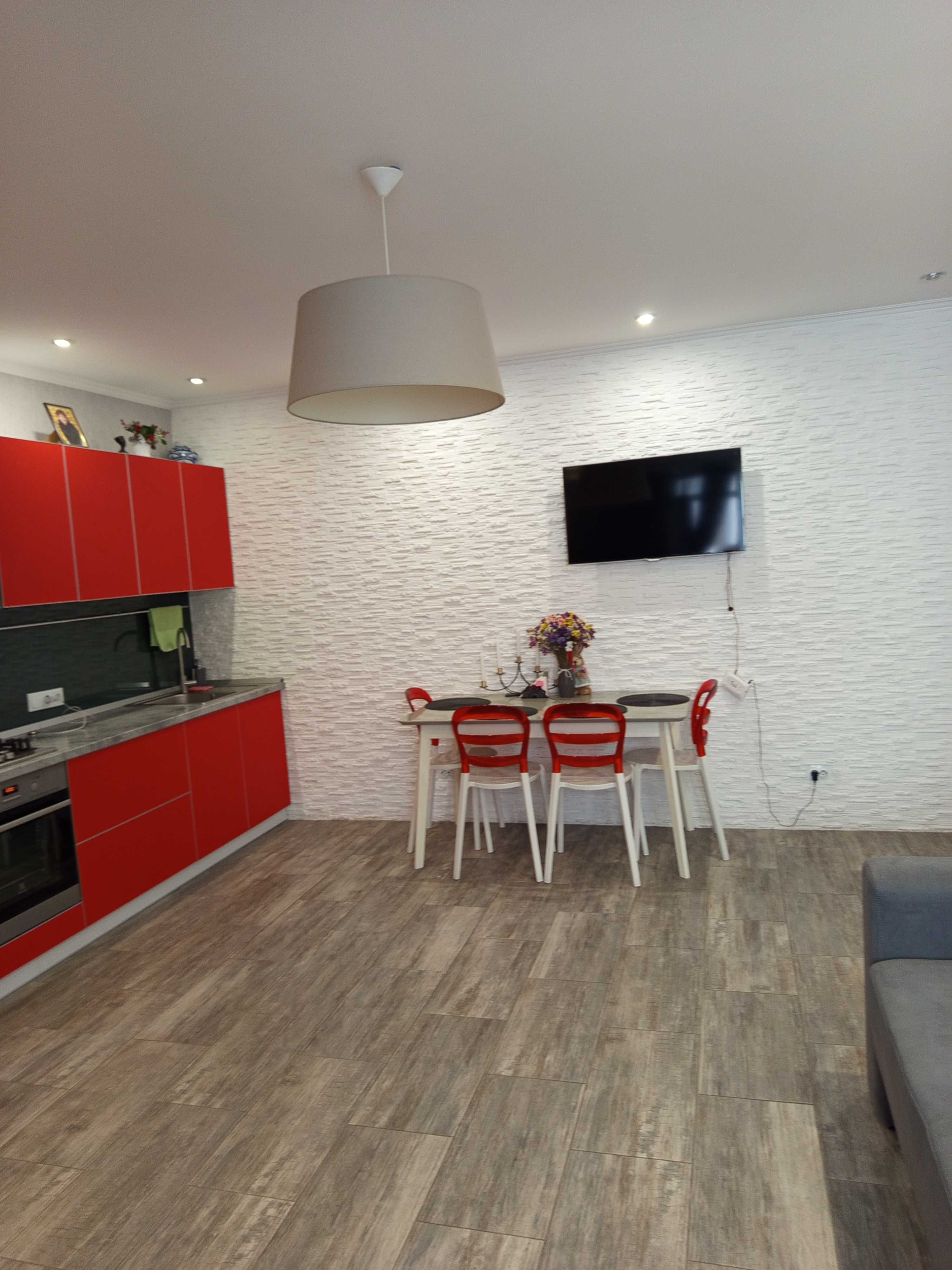 Продажа 3-комнатной квартиры 107м2 просп Александровский Масельского