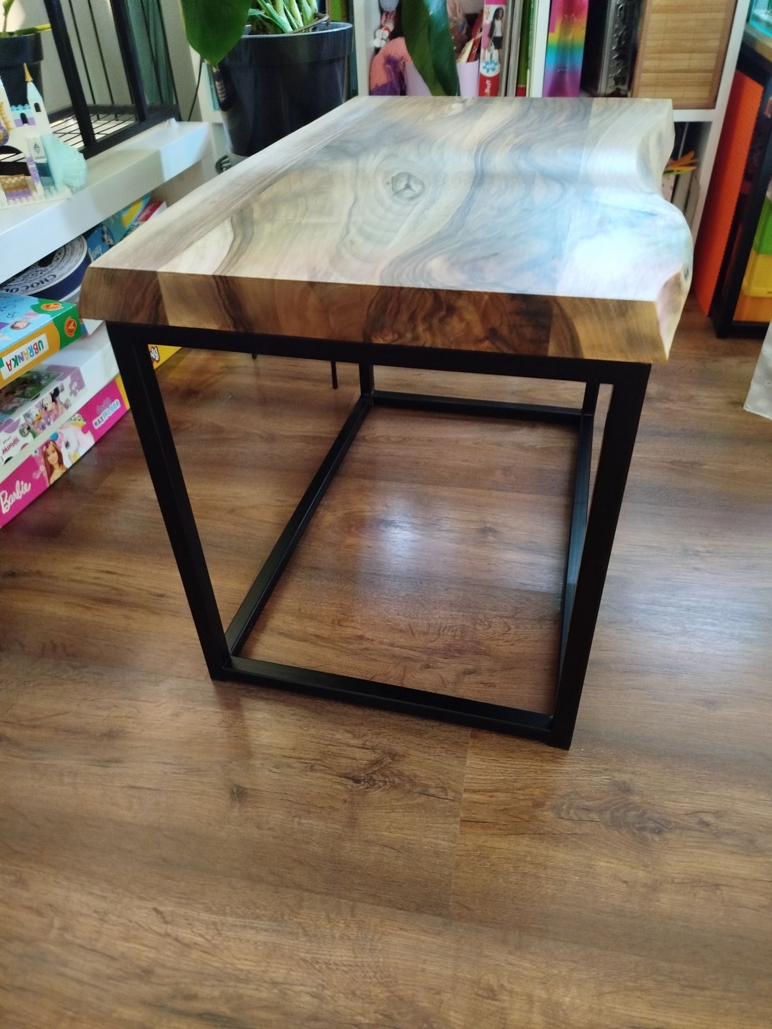 Stolik kawowy loft orzech