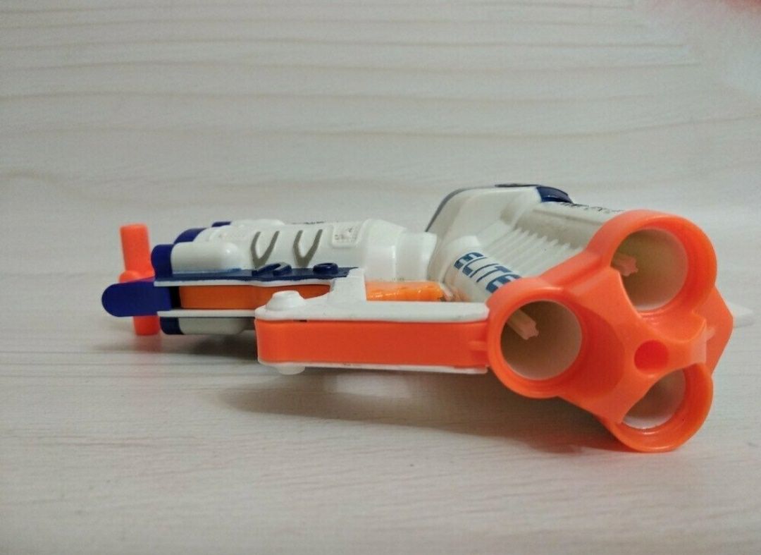 Бластер Nerf Elite Triad Hasbro