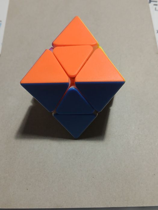 Cubo magico octaedro 2x2