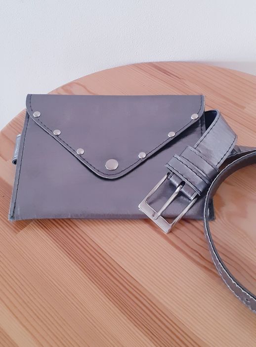 Сумочка поясна / клатч