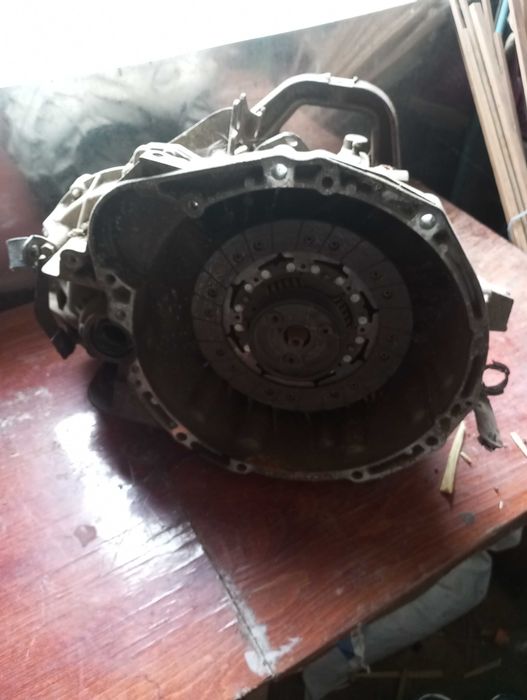 Продам коробку передач с Рено мастер 2,на 3 литра мотор