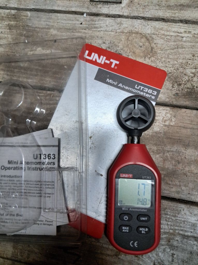 Termoanemometr Uni-T UT363 miernik wiatru
