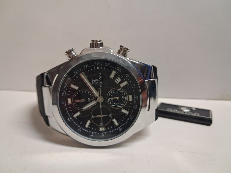 Męski zegarek kwarcowy