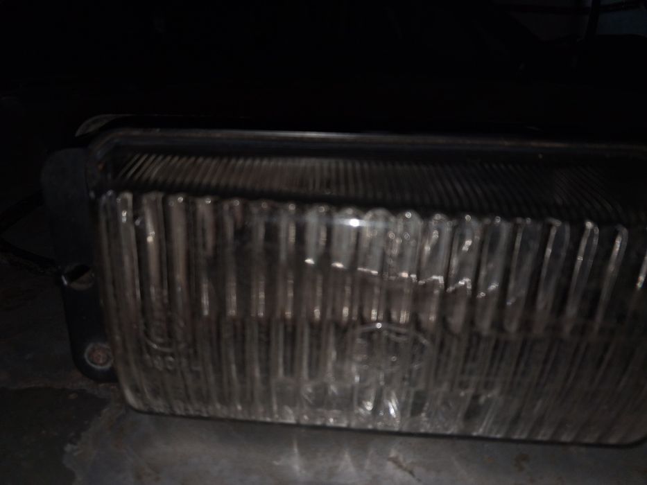 Halogeny ramki Audi 100 c3 SPORT