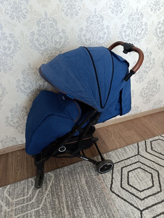 Прогулянкова коляска