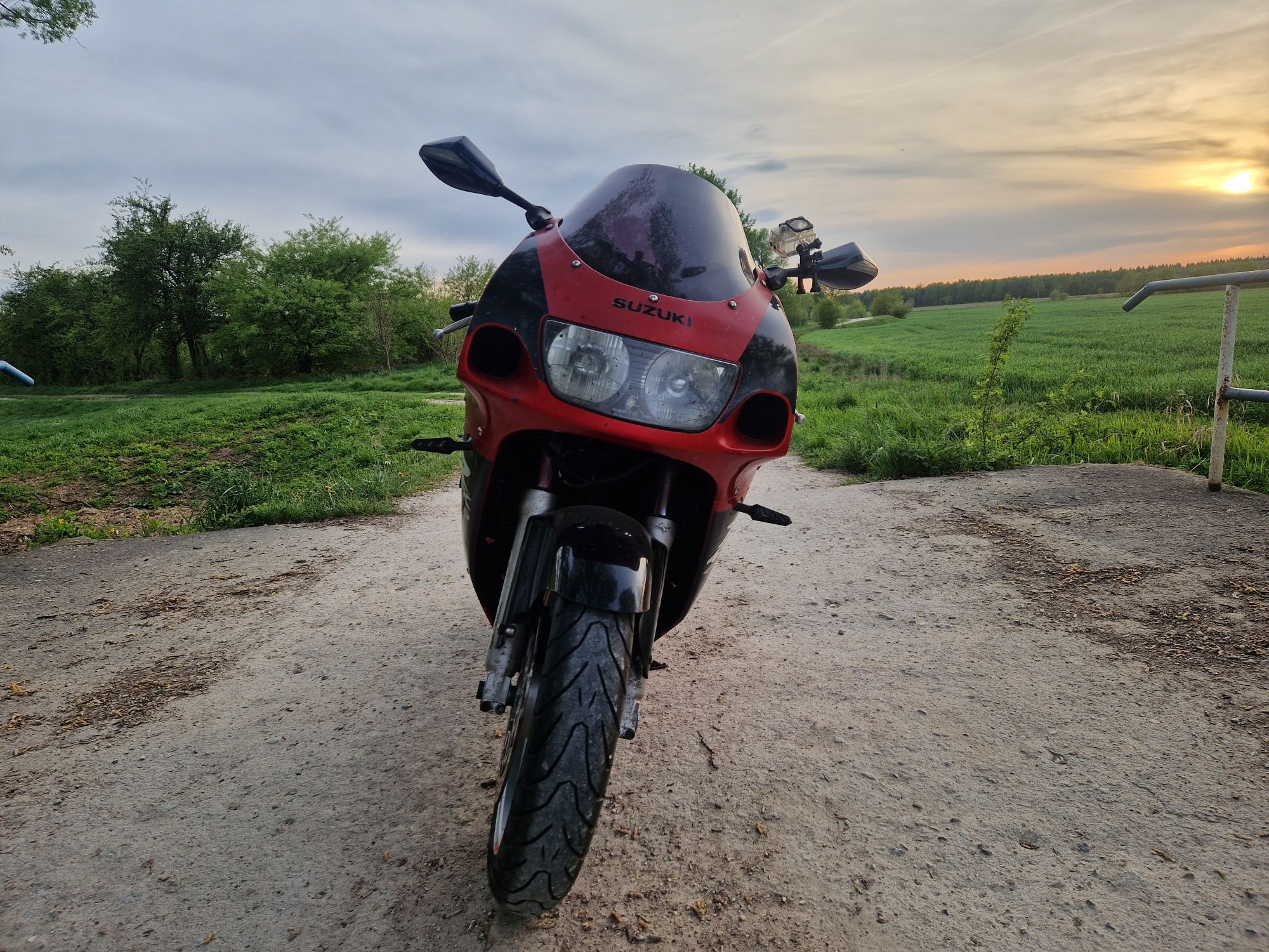 Suzuki GSX-R 600, SRAD