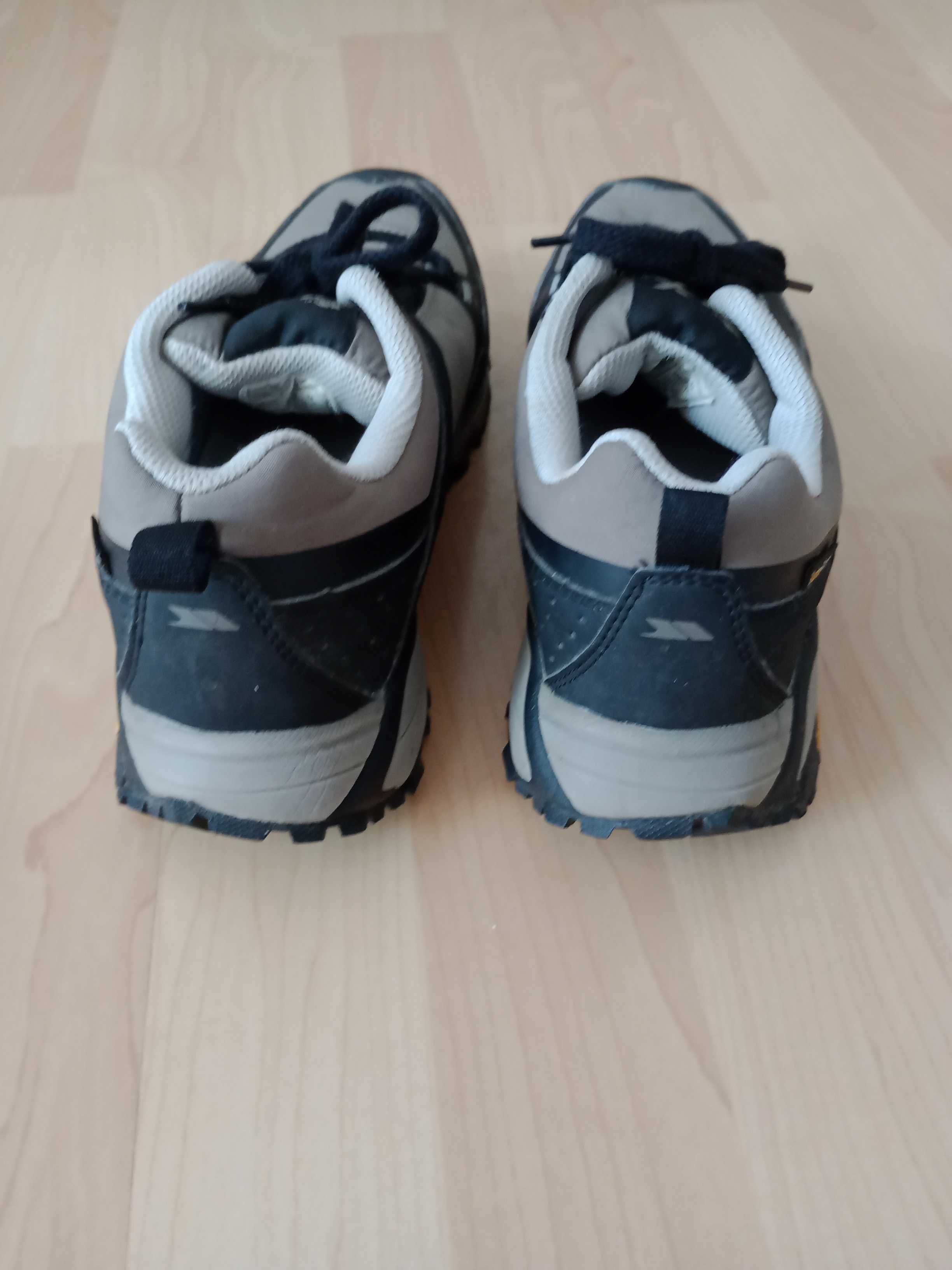 Buty trekkingowe DLX Trespass rozmiar 37. Uniseks