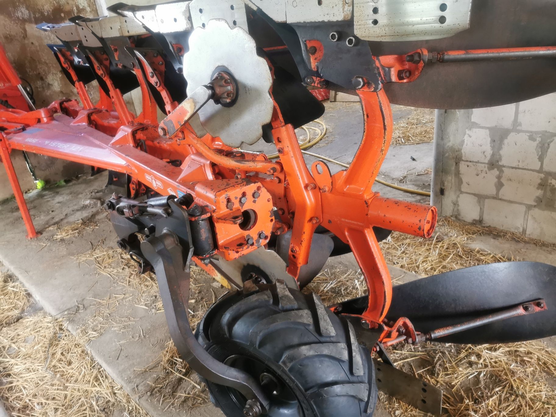 Kuhn vari Master 121 bdb stan
