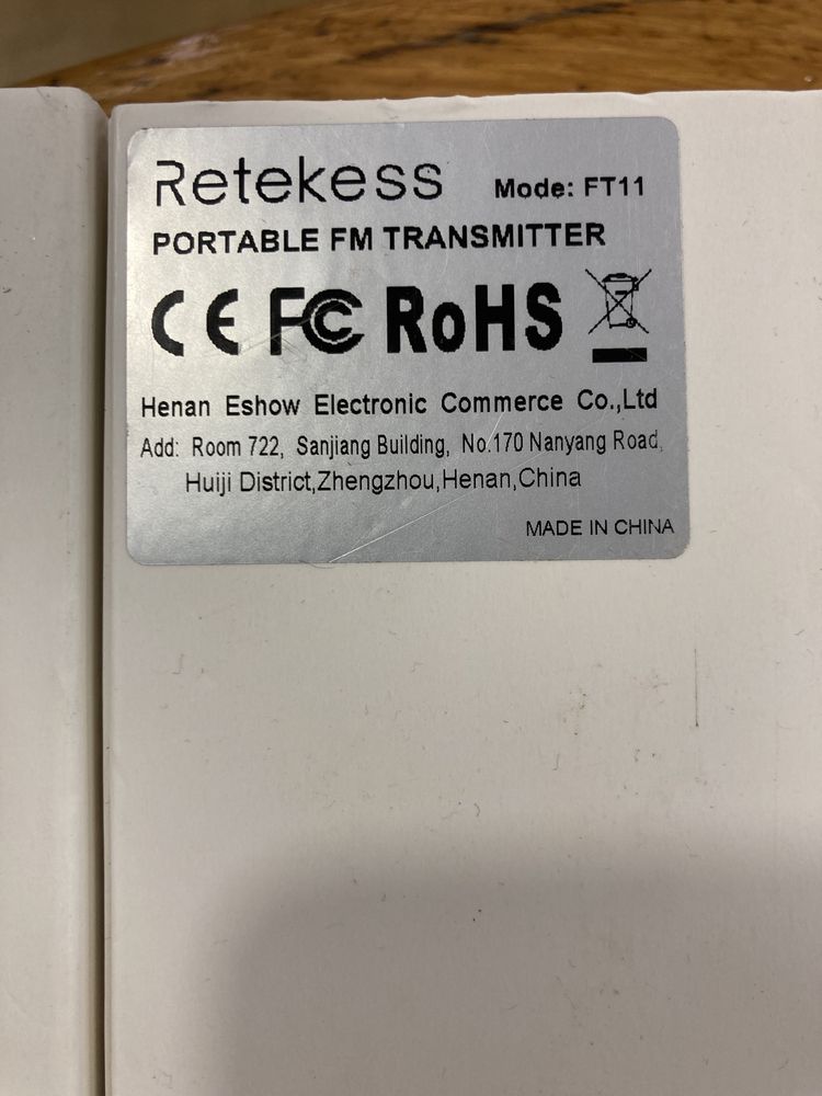 Transmissor portátil FM Retekess FT11 c/ microfone recarregável - NOVO