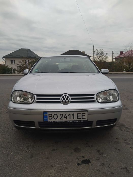 Volkswagen GOLF IV