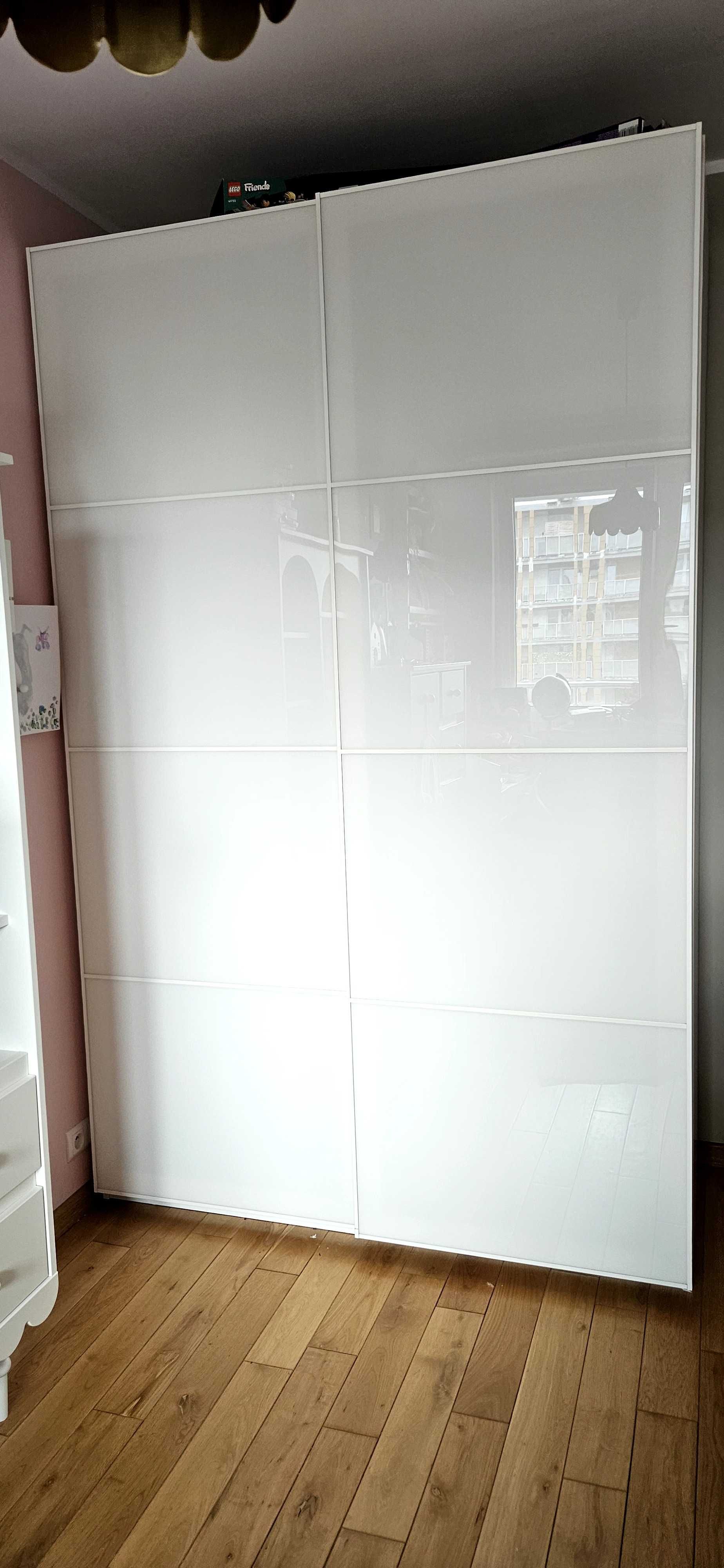 Szafa pax 150x66x236 biała szkło