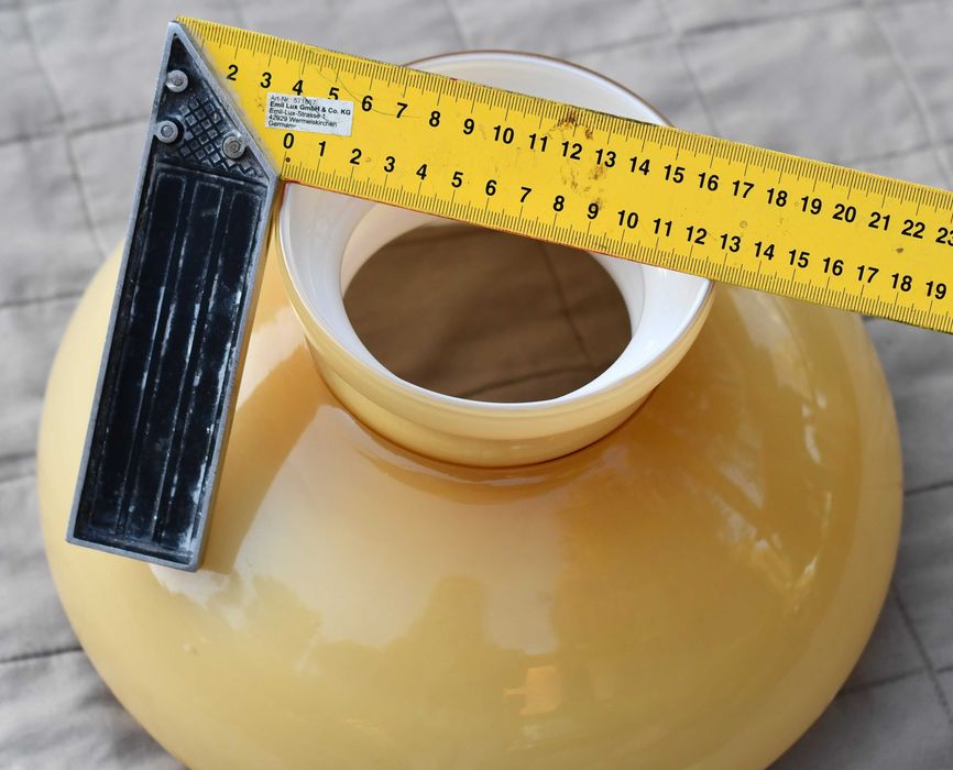 Klosz szklany typu Aladyn do lampy naftowej elektrycznej