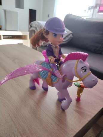 Sprzedam lalkę Zosię z koniem Minimusem