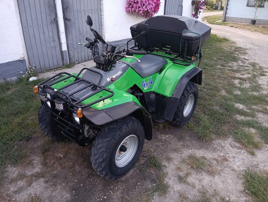 Quad kawasaki klf 300 4x4. homologacja stan idealny transport