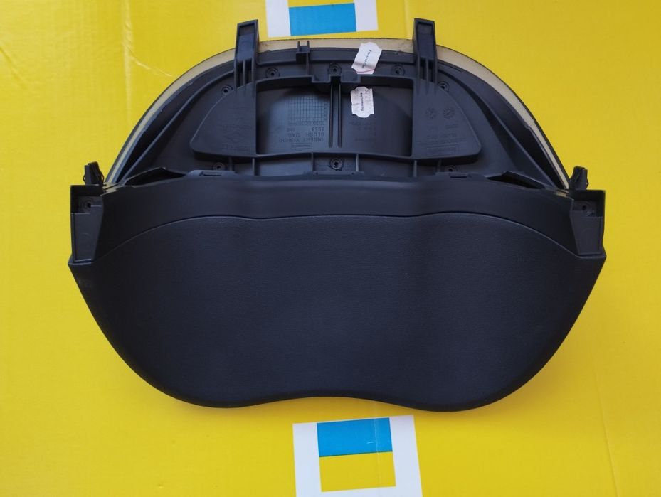 Пластик, накладки, ручки, стойки Renault Megane 2