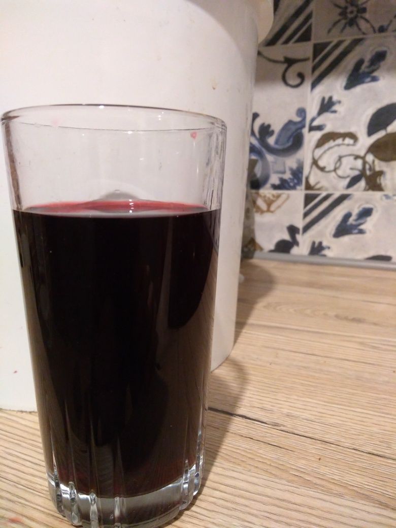 Sok wiśniowy, z wiśni na wino, nalewki, do picia