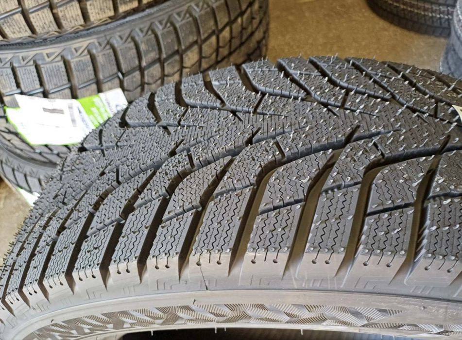 Зима Hankook Winter i*cept iZ3 W636 215/65 R16 102T XL, усі розміри!