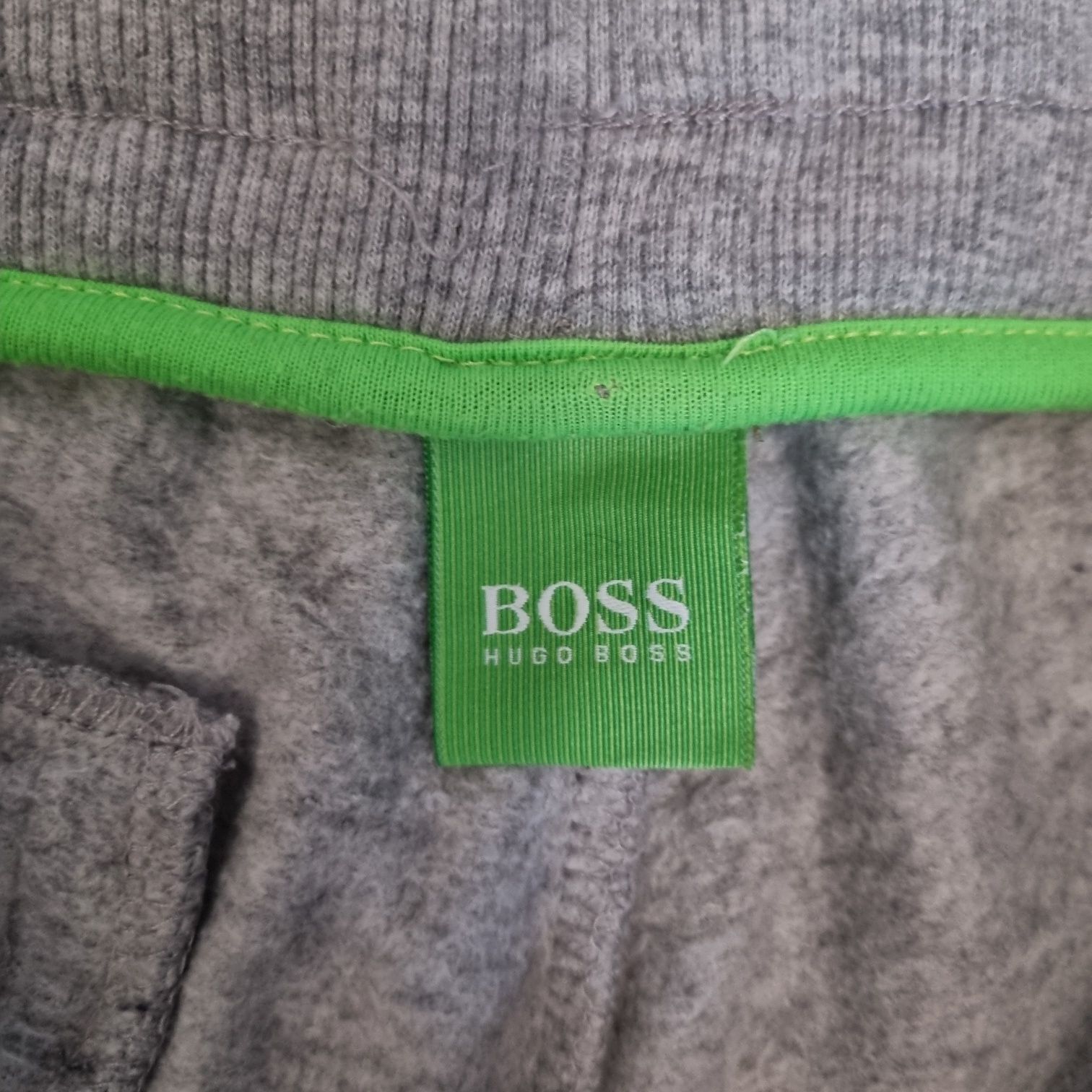 Spodnie dresowe Hugo Boss rozm. L