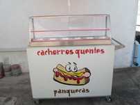 Carrinho de HOT DOGS
