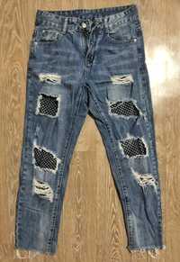 Жіночі рвані джинси з ефектом колгот