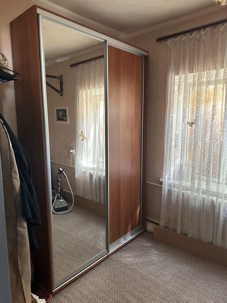 Продам шкаф- купе