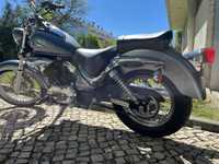 Suzuki Intruder 250cc VLC