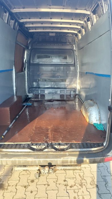 Przeprowadzki opróżnianie mieszkan domów garażu sprzątanie likwidacja