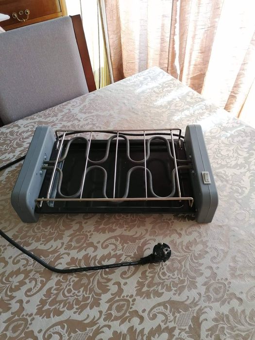 Grelhador eletrico com pedra