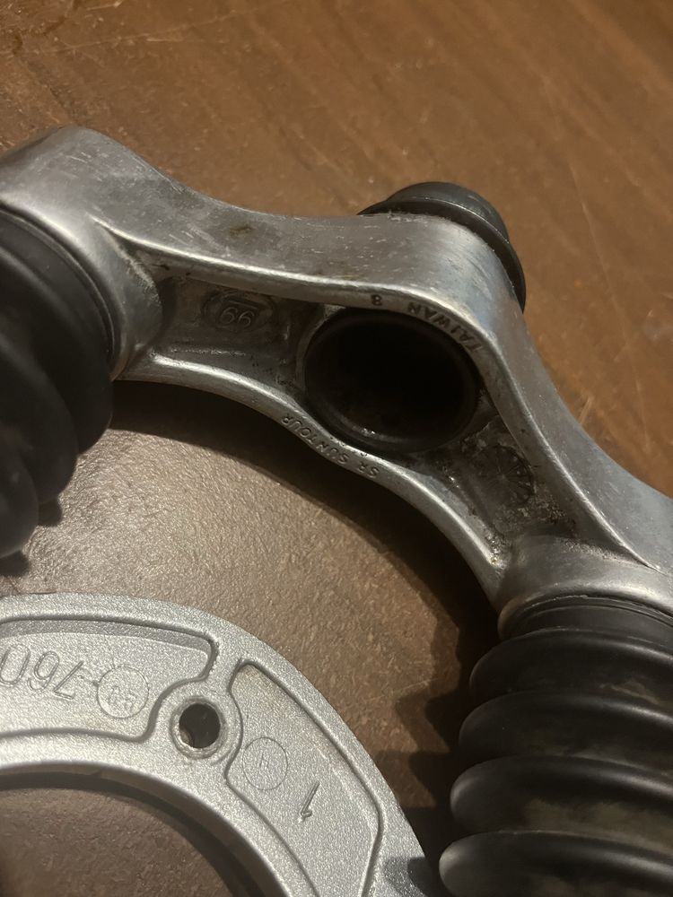Amortyzator 63mm SR Suntour M7600 na 1 1/8 cala widelec V brake