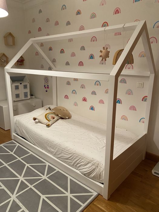 Cama casinha Montessori como nova