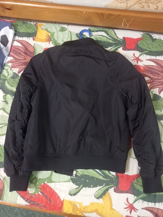 Бомбер весна осінь,для дівчинки 11-12 р, 40-42 р