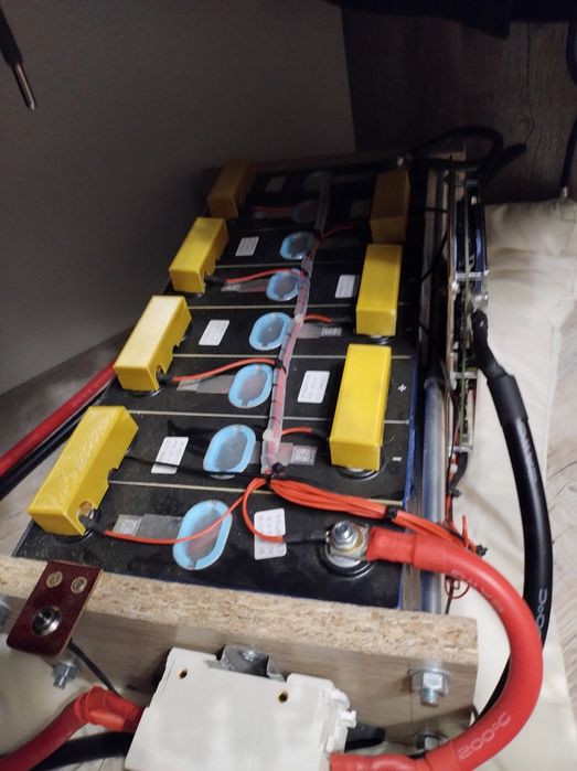 Инвертор, аккумулятор, ЭкоФло