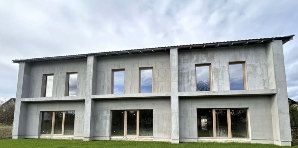 Продаж Таунхауса з ГАРАЖЕМ  по Коновальця