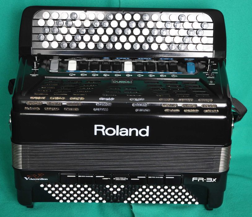 Баян італійський електронний Roland fr 3x Роланд фр 3х.