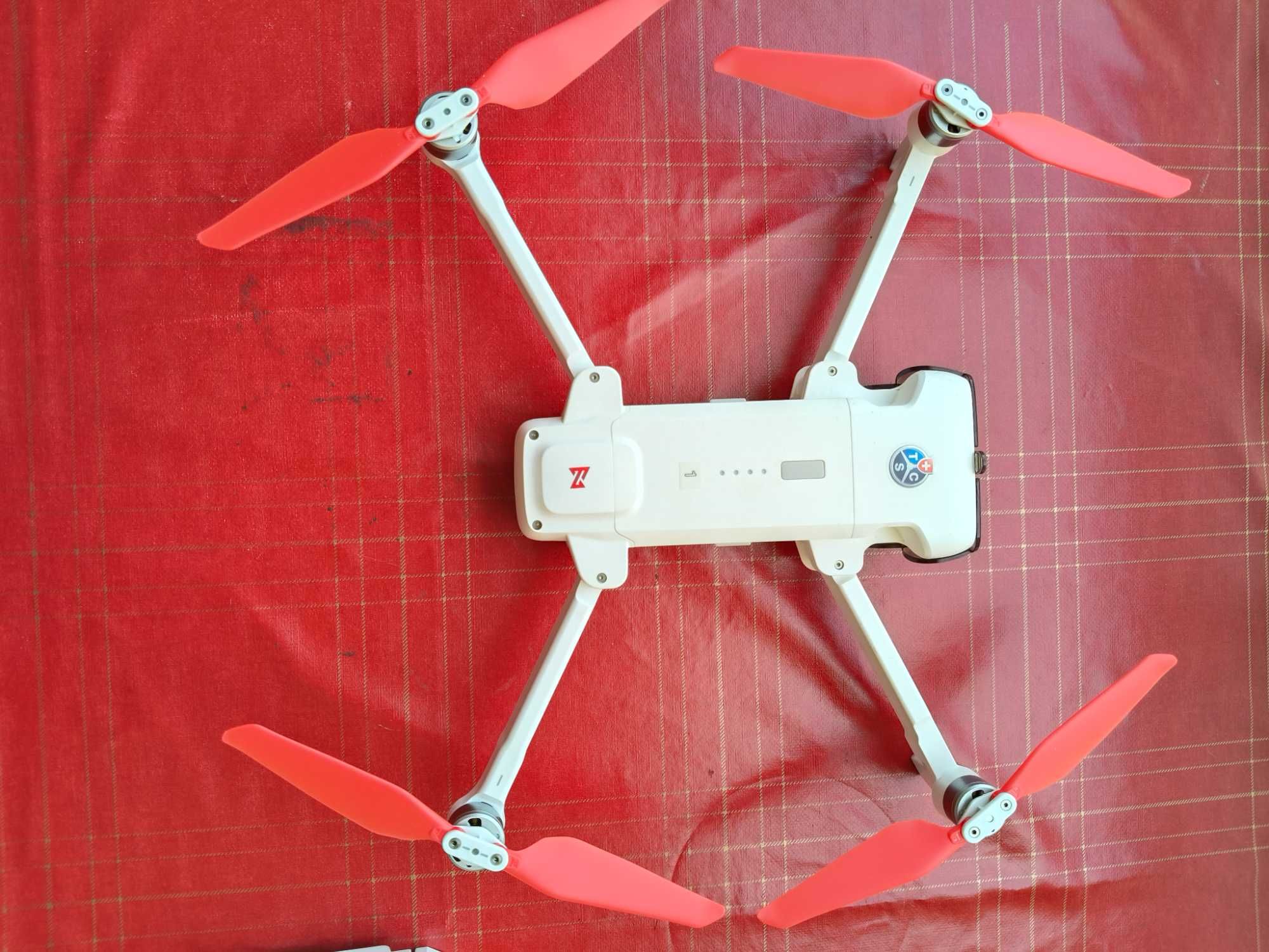 Drone Fimi X8 2022 ccompleto, pouco usado e em excelentes condiçaões.
