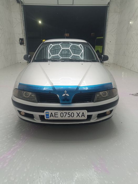 Продам авто mitsubisi carisma.Можливий обмін.