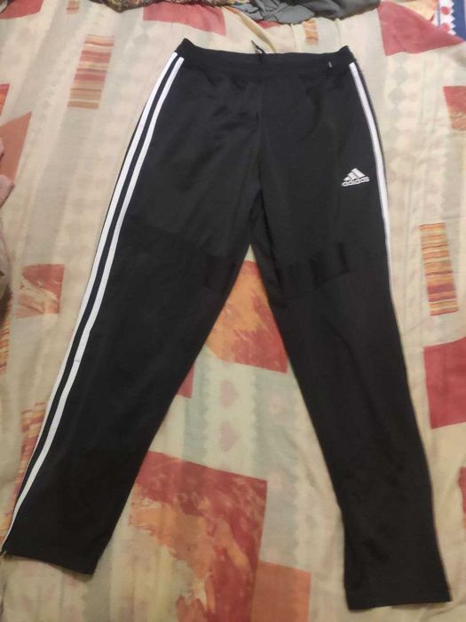 Штаны спортивные ADIDAS TIRO original  размер М