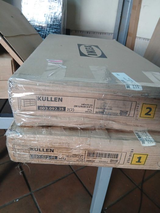 Comoda marca Kullen com 6 gavetas, embalada