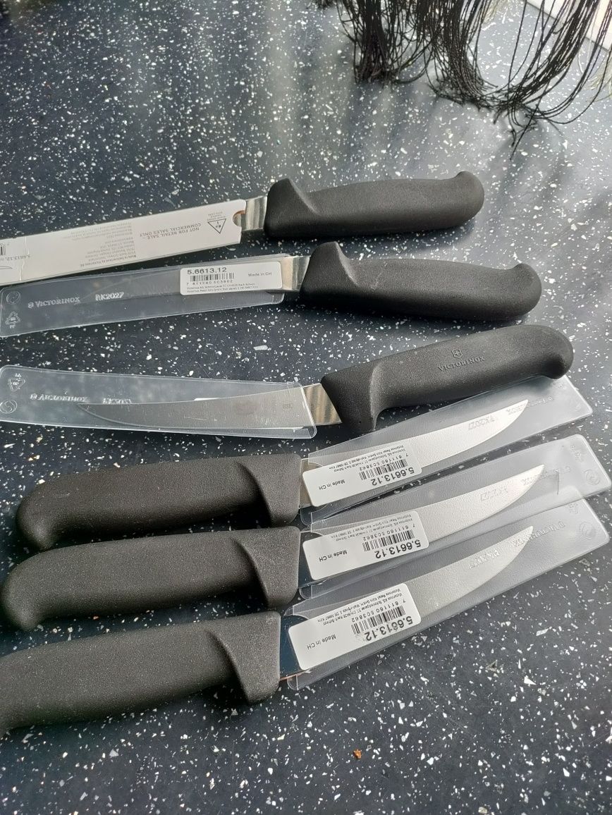 Victorinox 12см обвалочный