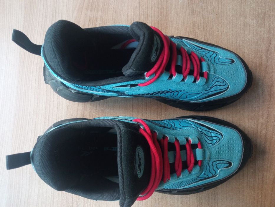 Кроссовка Reebok 43 размер