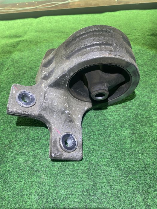 Подушка (опора) двигателя левая (1.5) Чери Элара