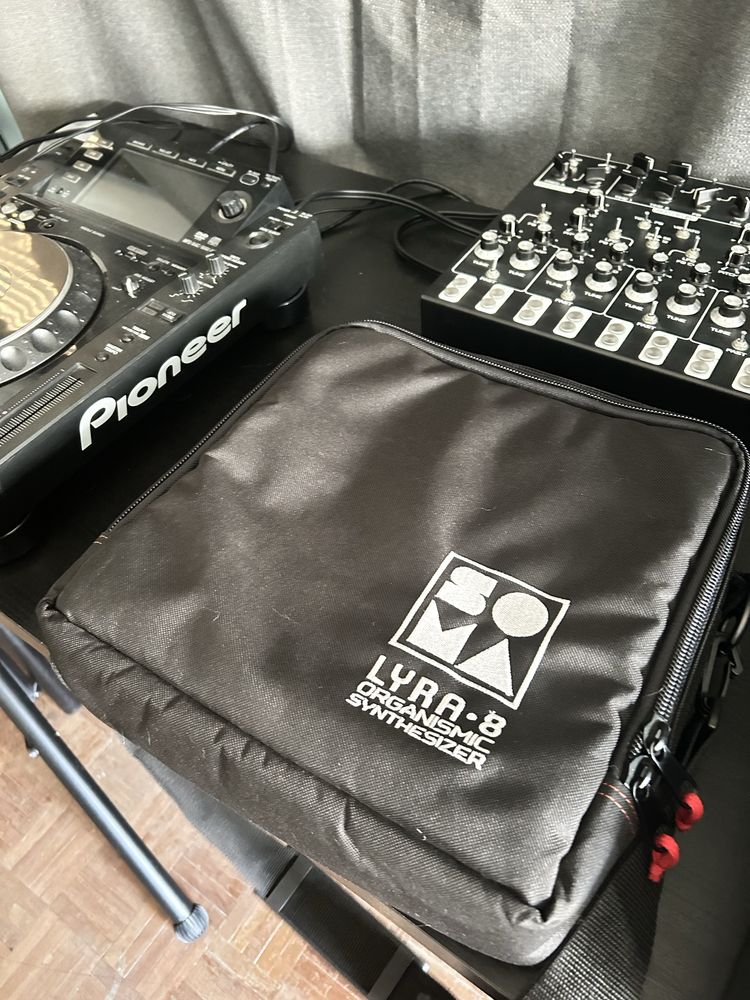 Soma Lyra-8 Black