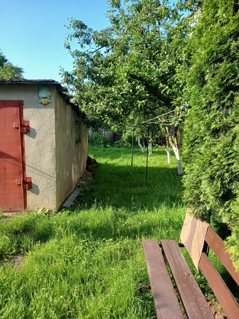 Продам двоповерховий будинок по вул.Короля Данила