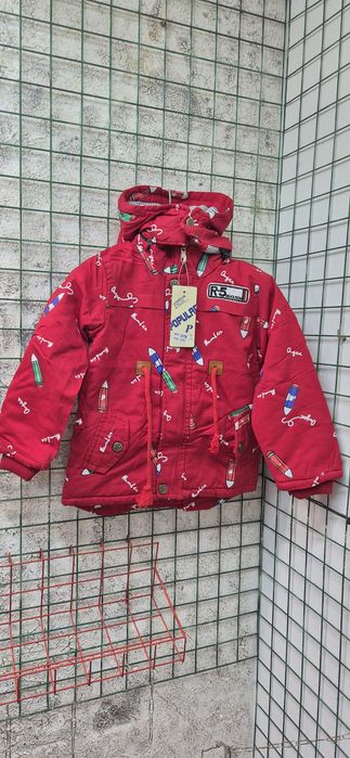 Куртка  детская красная