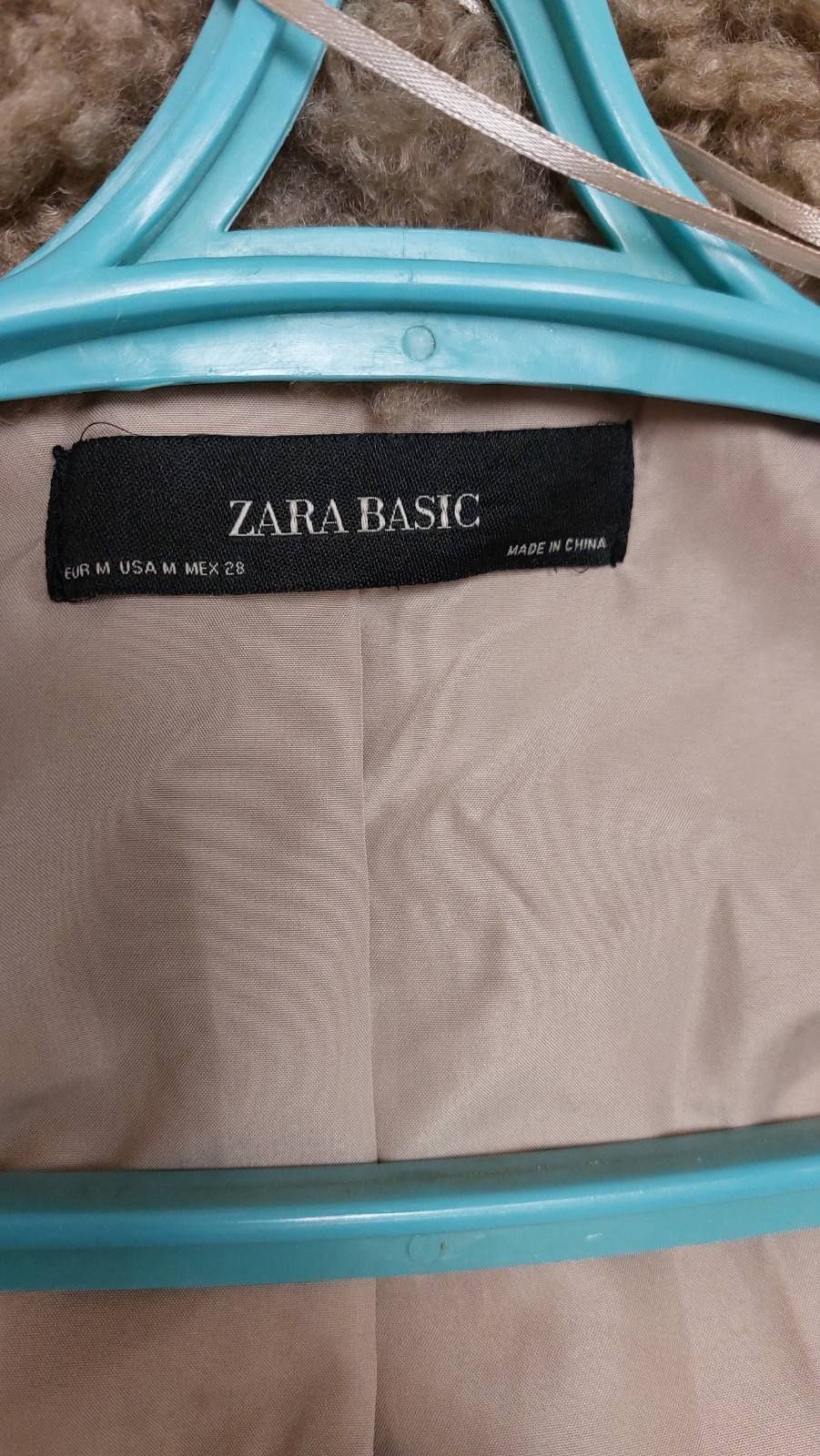 Шубка фірми Zara