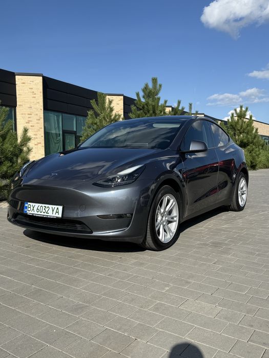 Продам свіжопригнане авто Tesla model Y 23 рік