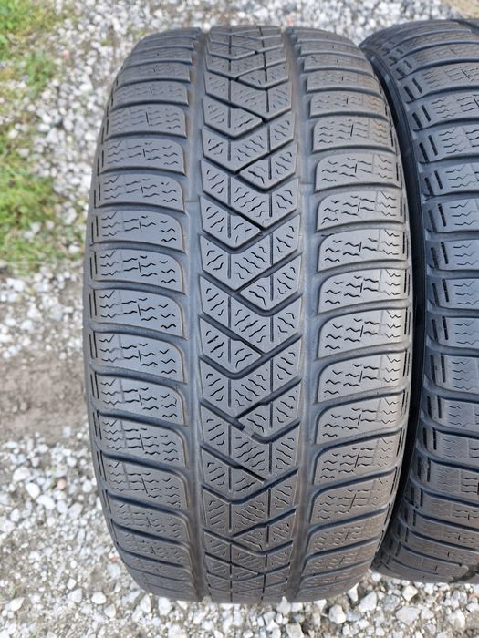 Opony zimowe Pirelli Sottozero 3 Winter 225/45r18 (95V) XL