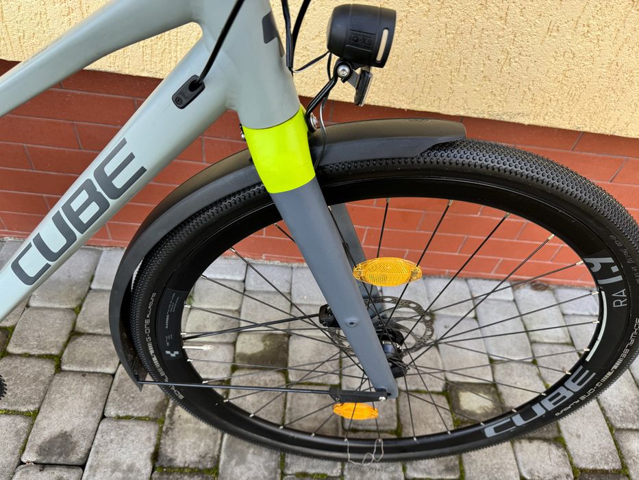 28 CUBE SL ROAD PRO як НОВИЙ Вилка CARBON. на ОСЯХ. Shimano GRX. Led